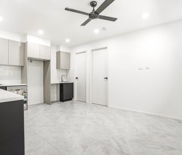 Modern 2-Bedroom Granny Flat for Lease – Convenient Location! - Photo 3