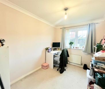 Lauder Way, Pelaw, Gateshead - Photo 2