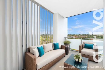 Arriva Strathfield Huge Luxury 2 Bedroom Apartment - Photo 3