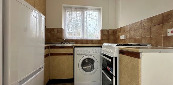 1 bedroom property to rent - Photo 2