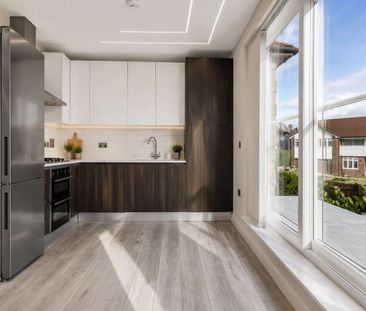Bright and modern two bedroom apartment in prime location. - Photo 5
