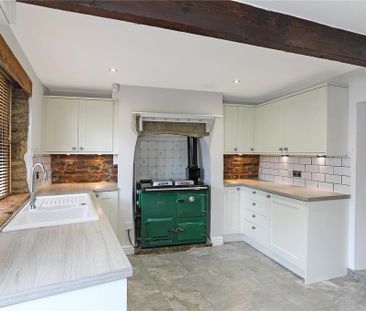 2 bedroom semi-detached house to rent - Photo 5