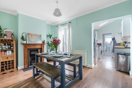 Colomb Street, London, SE10 - Photo 2