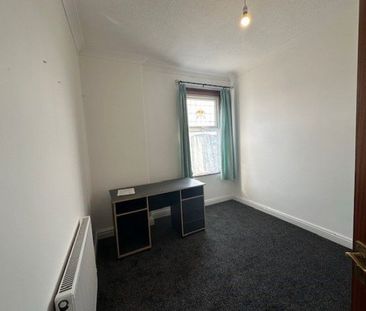 South Meadow Lane, Preston - Photo 3