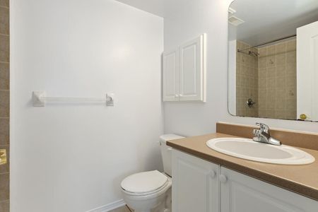 8 Timberline Private, Chapman Mills - Rideau Crest - Davidson Heights, Ottawa, ON - Photo 2