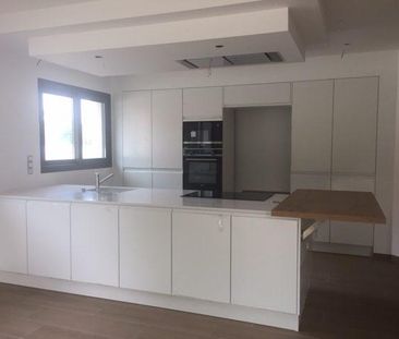 Maison à louer - 5 pièces - 143 m² - Photo 4