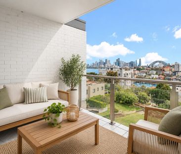 Spectacular Harbour Views 2 Bedroom Apartment - Photo 5