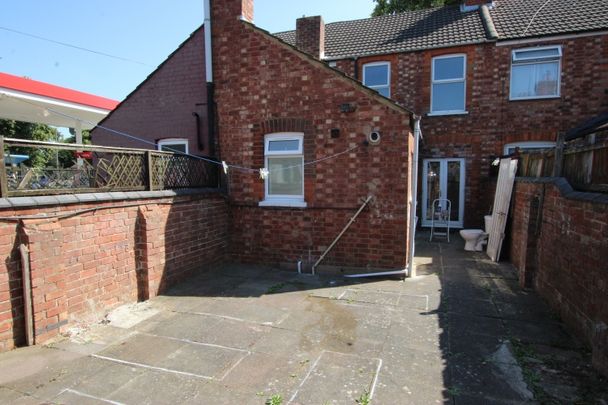Windmill Avenue, Kettering, Northamptonshire, NN16 - Photo 1