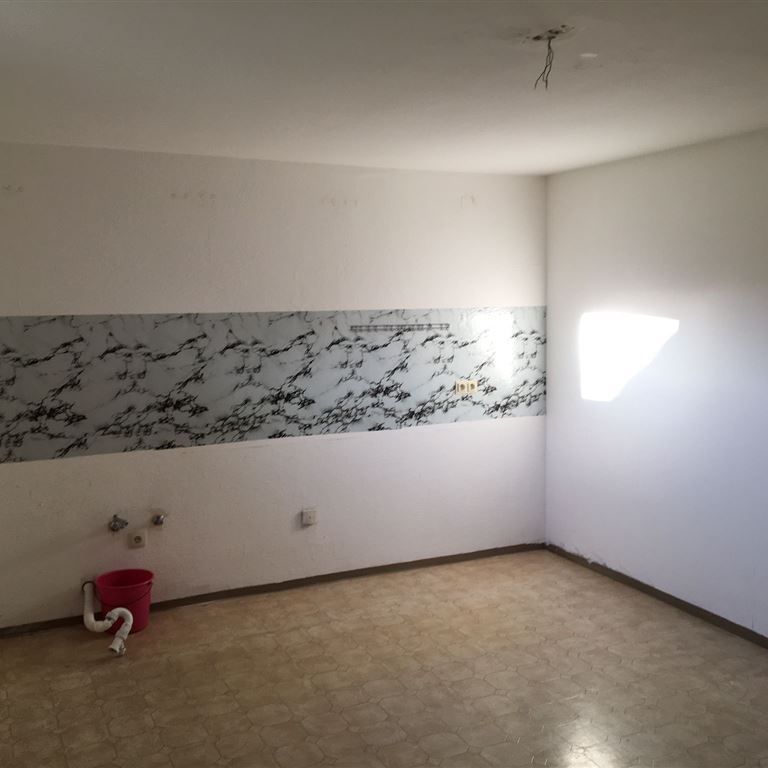 2 Zi Wohnung im Souterrain mit PKW Stellplatz - Foto 1