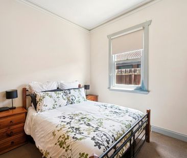 Californian Character Home in East Geelong - Photo 3