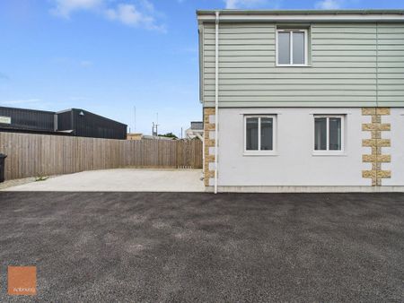 3 bedroom semi-detached house to rent - Photo 5