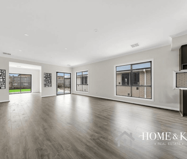 Modern & Huge 4- Bedroom Family Home - Photo 5