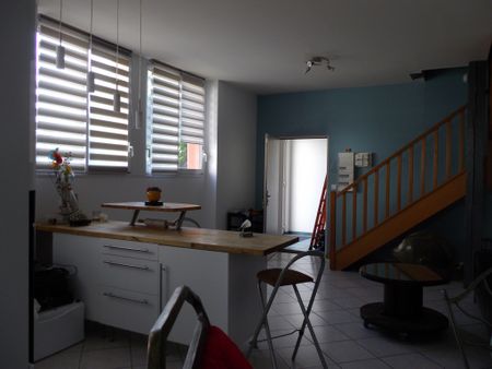 Location Appartement 3 pièces 74m² MALZEVILLE 54220 - Photo 2