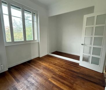 Location Appartement 3 pièces 77m² BRON 69500 - Photo 3