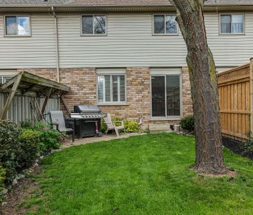 For Lease - 19 Beech Street, Grimsby, Ontario - Photo 1