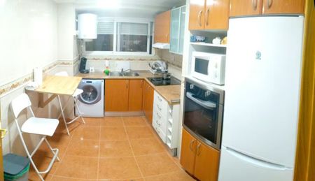 Carrer del Submarí, Valencia, Valencian Community 46009 - Photo 2