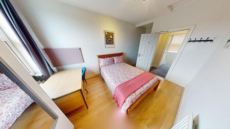 8 bedroom semi-detached house to rent - Photo 4