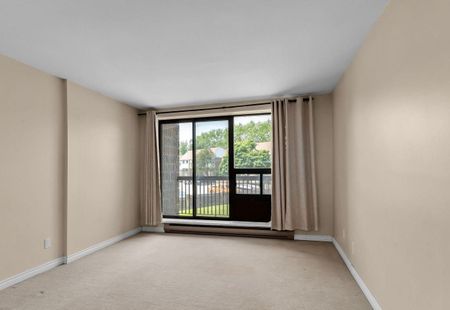 For Lease - 17 Eldon Hall Place Unit# 212, Kingston, Ontario - Photo 3