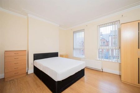 30 Tates Avenue , Belfast, Belfast, BT9 7BY - Photo 2