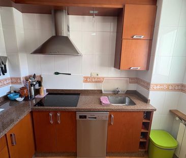 Piso de alquiler en Calle Rosalía de Castro, San Pedro - Photo 2