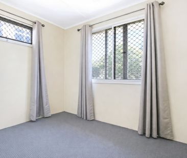 10 Joseph Street, Margate QLD, Belconnen - Photo 4