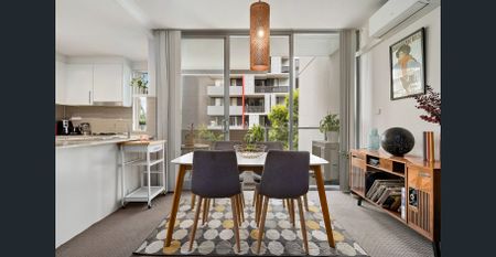 Near new glamour pad in resort complex - Photo 2