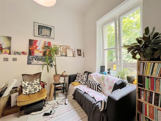 3 bedroom flat to rent - Photo 1