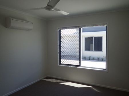 4/74 Makybe Diva Drive, Ooralea - Photo 3