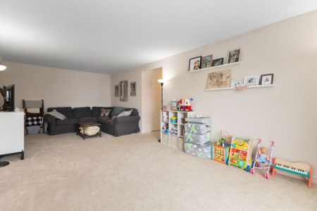 For Lease - 1460 Beaverbrook Avenue Unit# 903, London North, Ontario - Photo 5