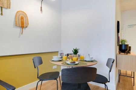 Carrer de Sepúlveda, Barcelona, Catalonia 08015 - Photo 3