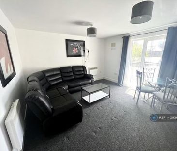 2 bedroom flat to rent - Photo 1