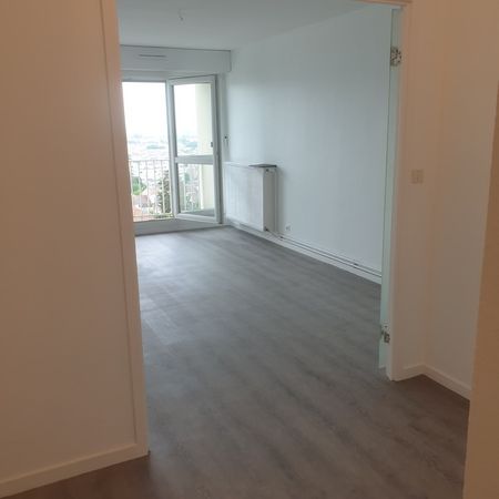 Location Appartement 2 pièces 51m² - Photo 1