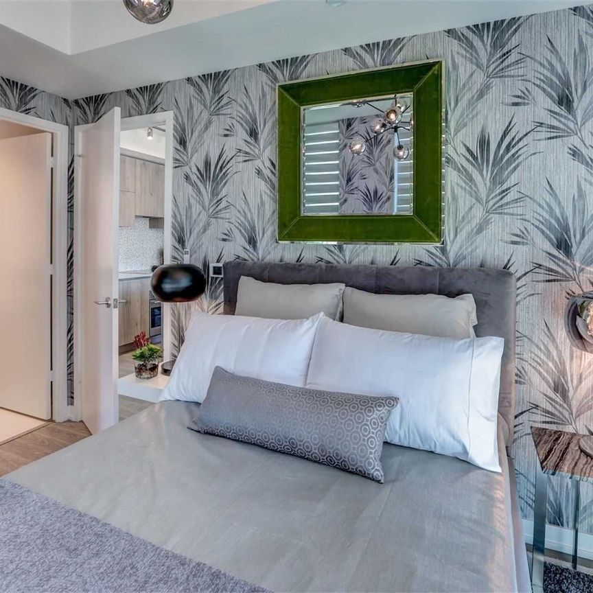 For Lease - 1 Yorkville Avenue Unit# 4905, Toronto, Ontario - Photo 1