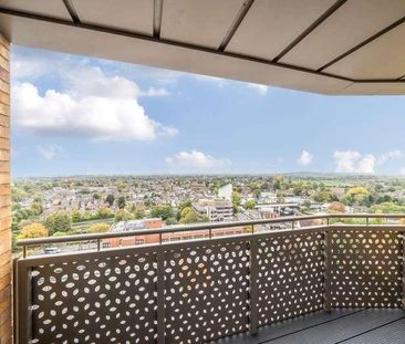 Elmsleigh Road, Staines, TW18 - Photo 1