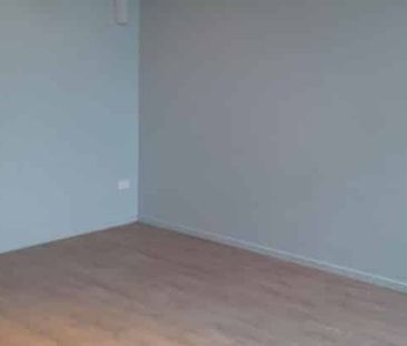 Charming 2BR Townhouse in Highland Park - Photo 1