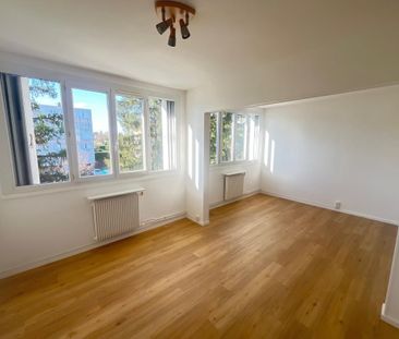 Location Appartement 3 pièces 63m² DECINES CHARPIEU 69150 - Photo 3