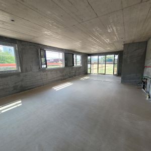 ERSTVERMIETUNG - Grosszügiger Grundriss - Foto 3