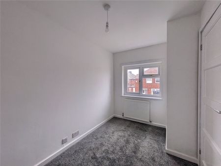 3 bed semi-detached house to rent in Bridnor Road, Middlesbrough, TS3 - Photo 4