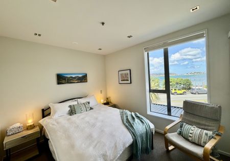 Two-Bedroom Waterfront Apartment - Photo 2