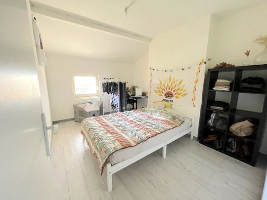 A LOUER PUGNAC MAISON DE TYPE 4 AVEC JARDIN ET GARAGE - SECTEUR PUGNAC - Photo 1