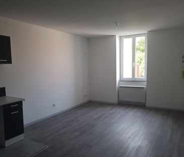 Location Appartement 3 pièces 50m² PRIVAS 07000 - Photo 2