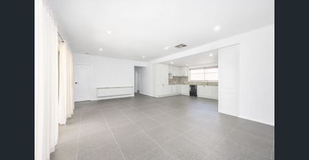 Renovated Beauty! - Photo 4