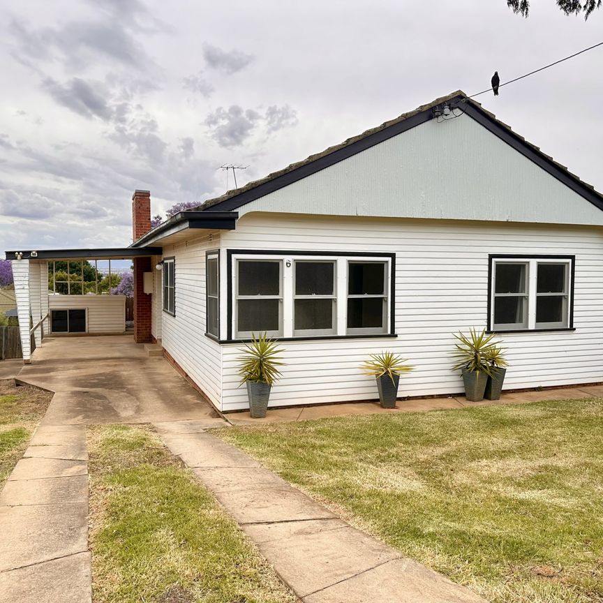 EAST TAMWORTH - House for Lease - Photo 1