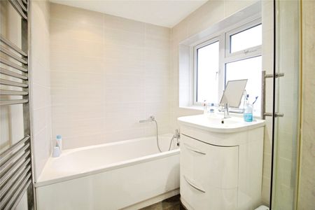 3 bedroom house to rent - Photo 3