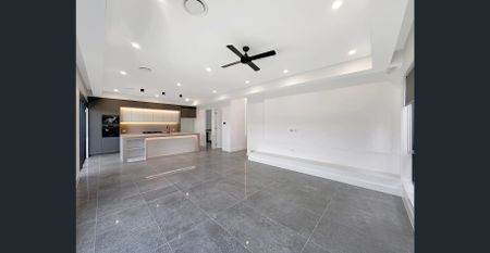 Spacious & Modern Family Living in Box Hill - Photo 2