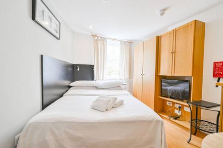 Studio to rent - Photo 3