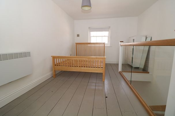 High Street, Dorking - 1 bedroomProperty for lettings - Seymours - Photo 1