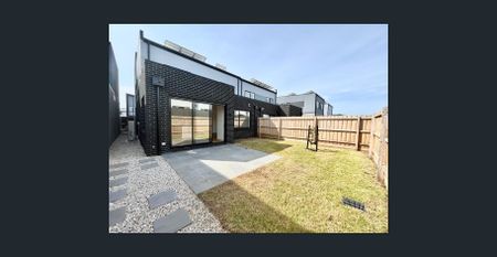 4 Bedroom Townhouse Burwood Brickworks - Photo 5