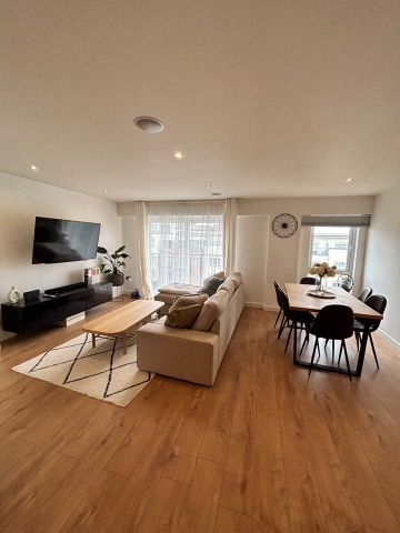 2 Bed Flat, Croft House, NW9 - Photo 2