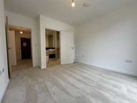 2 bedroom apartment to rent - Photo 5